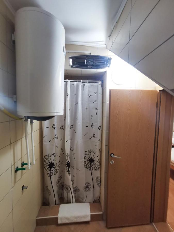 Motel Imperija Ub Екстериор снимка